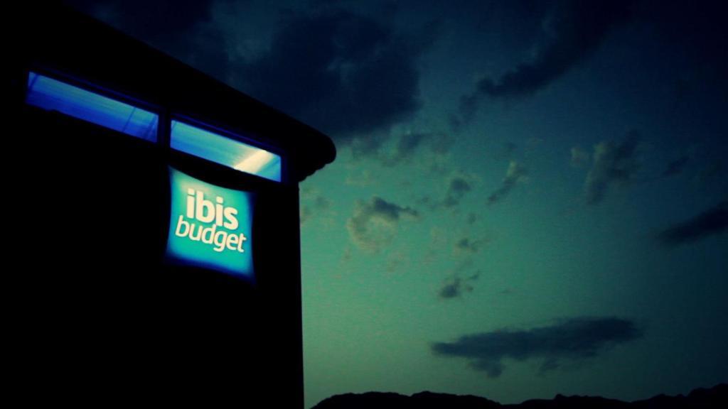 Ibis Budget Saint Jean De Maurienne Hotel Sainte-Marie-de-Cuines ภายนอก รูปภาพ